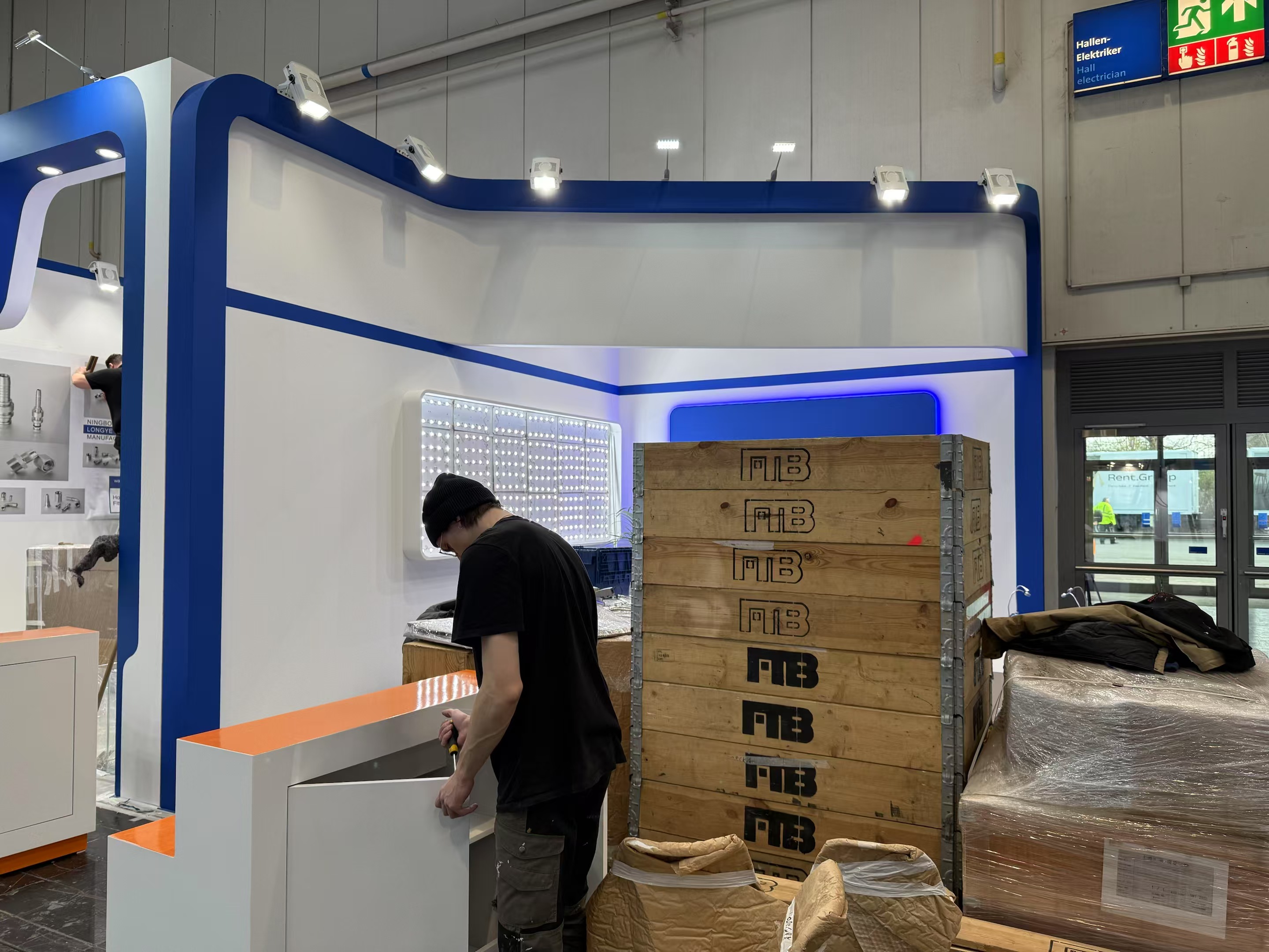 德国展台搭建怎么选?海外参展避坑指南